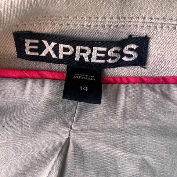 Express Cropped Fitted Editor Blazer Size 14 Best fit Large or smaller - Picture 6 of 10